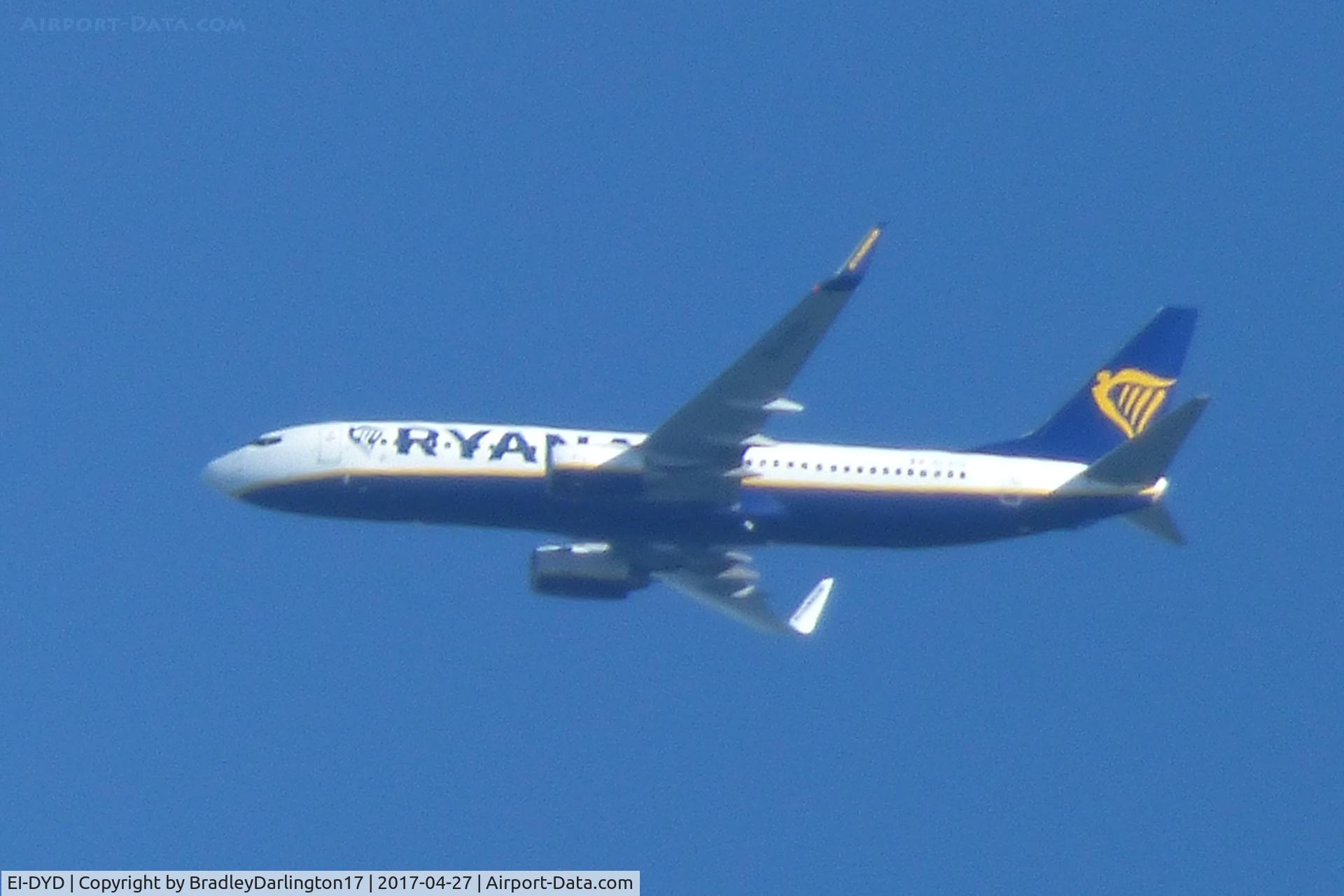 EI-DYD, 2008 Boeing 737-8AS C/N 33632, RyainAir Over Plymouth