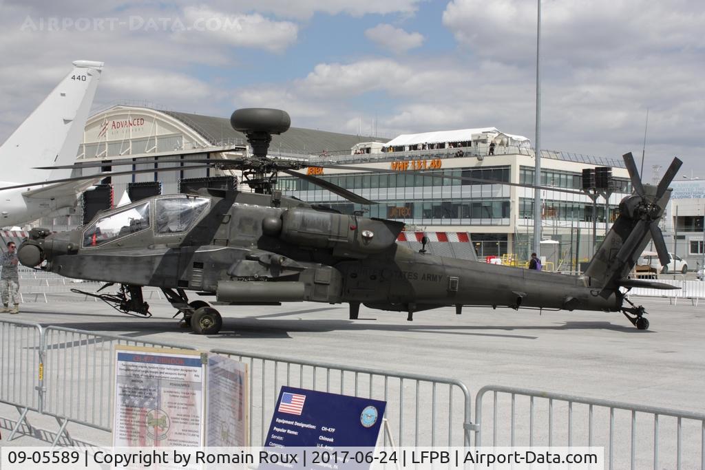 09-05589, Boeing AH-64D Longbow Apache C/N PVD589, Parked