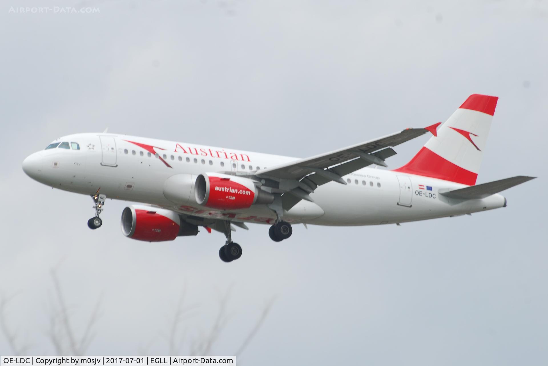 OE-LDC, 2004 Airbus A319-112 C/N 2262, Landing at EGLL 27R