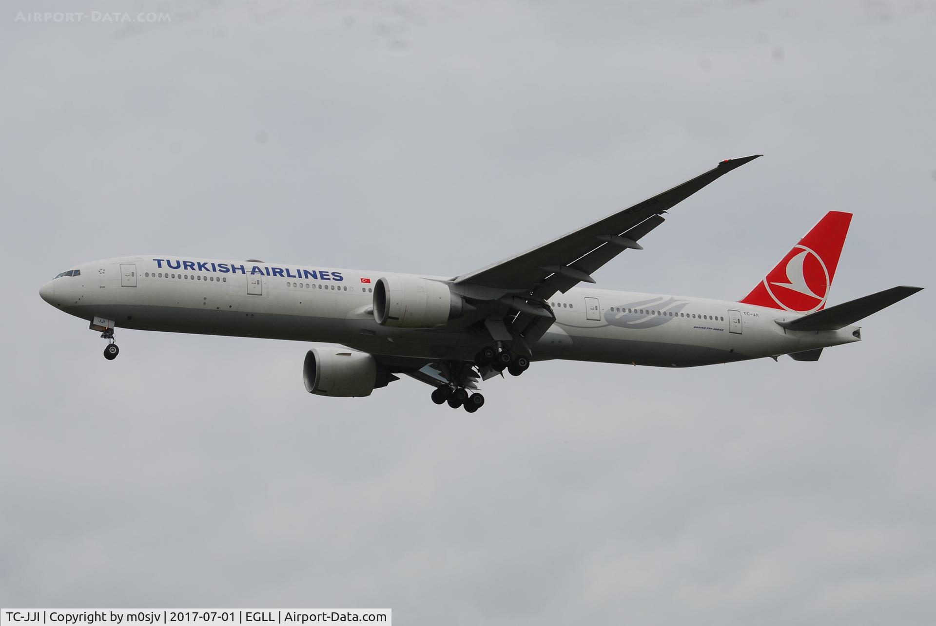 TC-JJI, 2010 Boeing 777-3F2/ER C/N 40709, Landing at EGLL 27R
