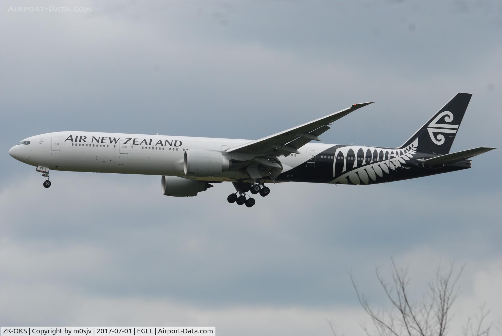ZK-OKS, 2014 Boeing 777-306/ER C/N 44547, Landing at EGLL 27R