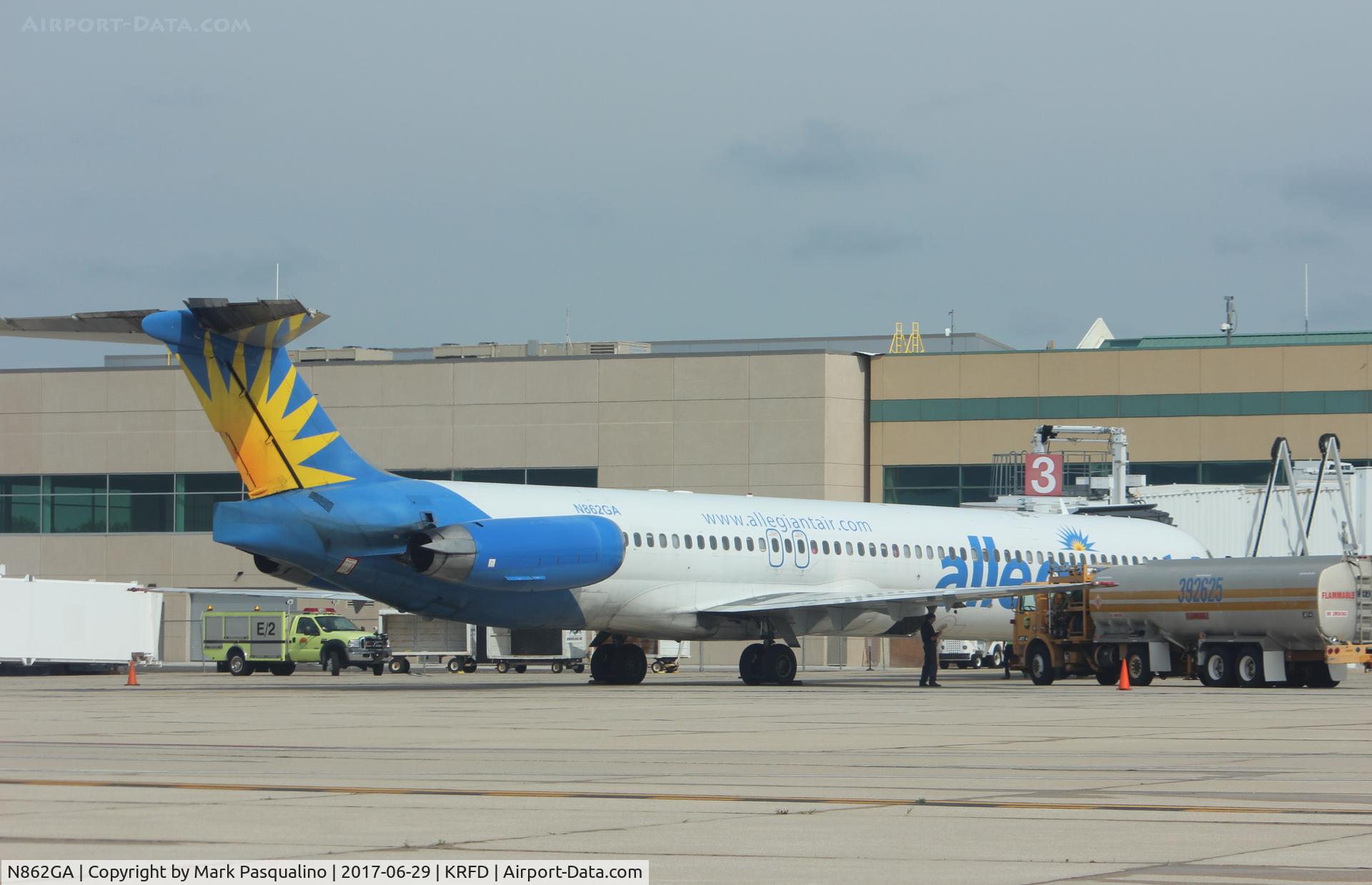 N862GA, 1987 McDonnell Douglas MD-83 (DC-9-83) C/N 49556, MD-83