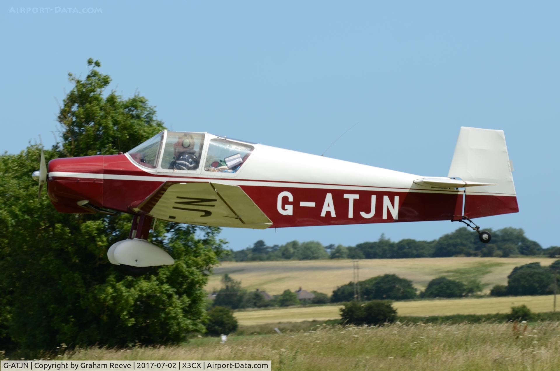 G-ATJN, 1958 Jodel D-119 C/N 863, Landing at Northrepps.