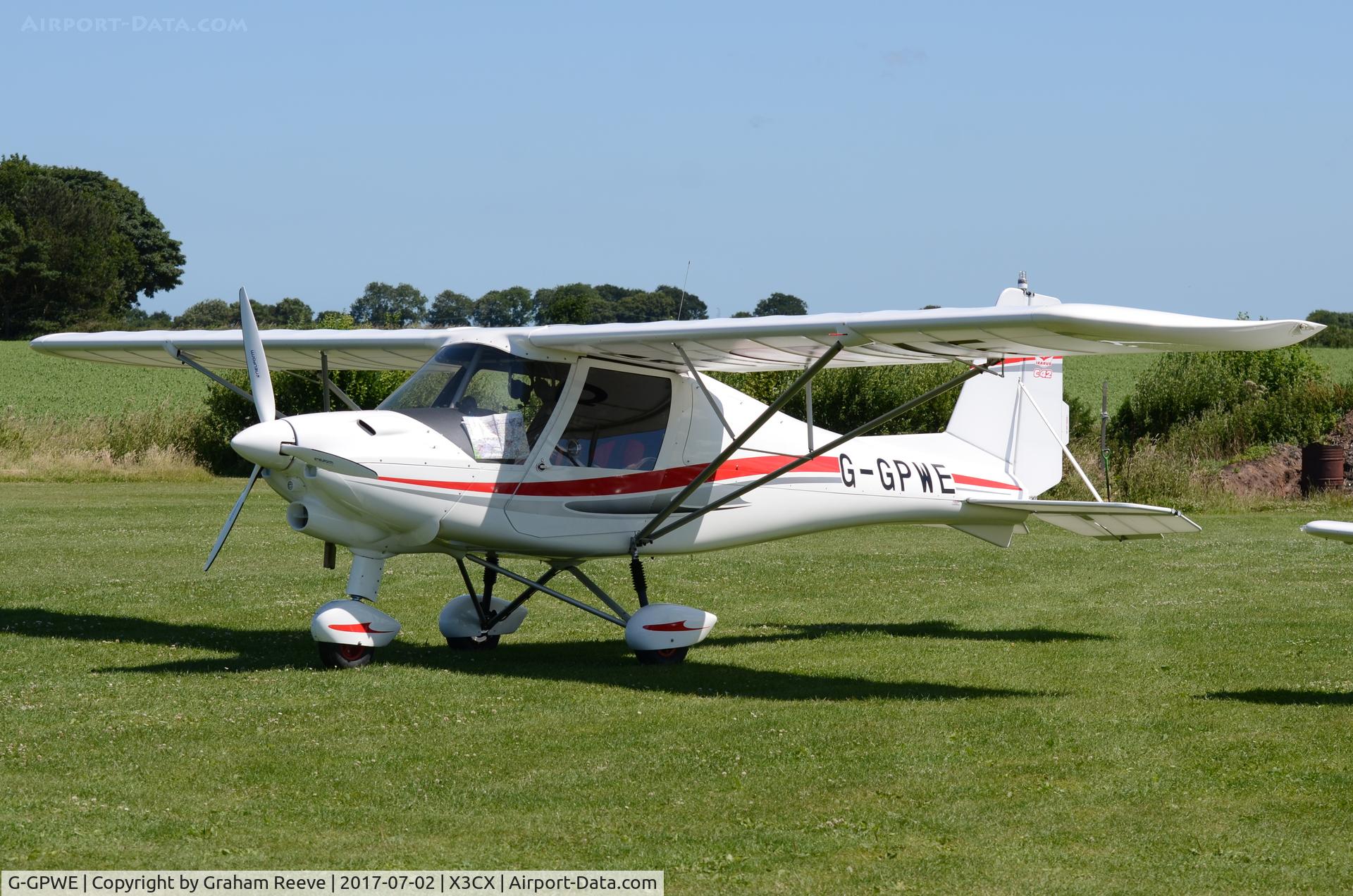 G-GPWE, 2016 Comco Ikarus C42 FB100 Bravo C/N 1606-7458, Parked at Northrepps.
