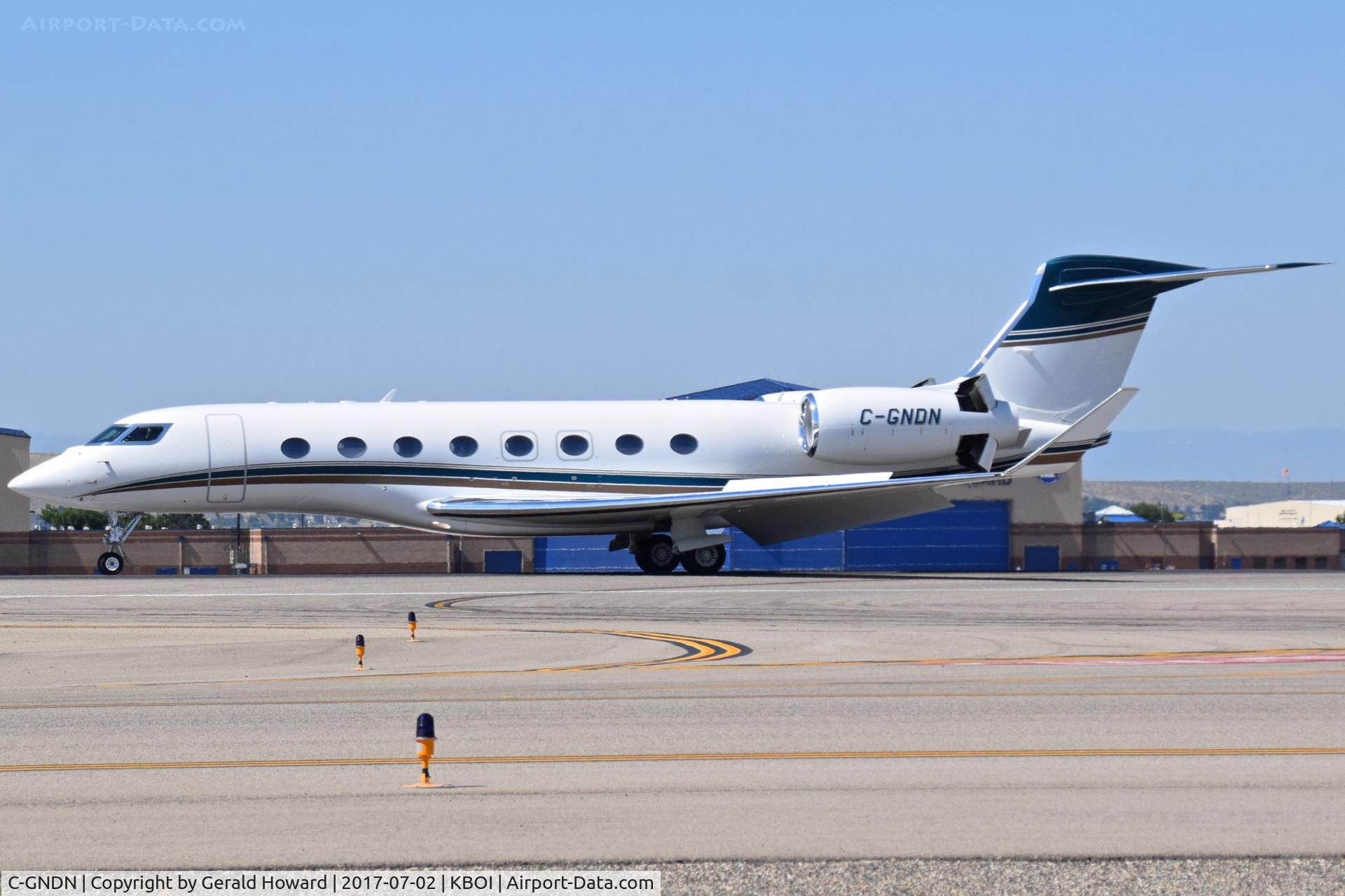 C-GNDN, 2015 Gulfstream Aerospace G650 (G-VI) C/N 6162, Landing roll out on RWY 10L.