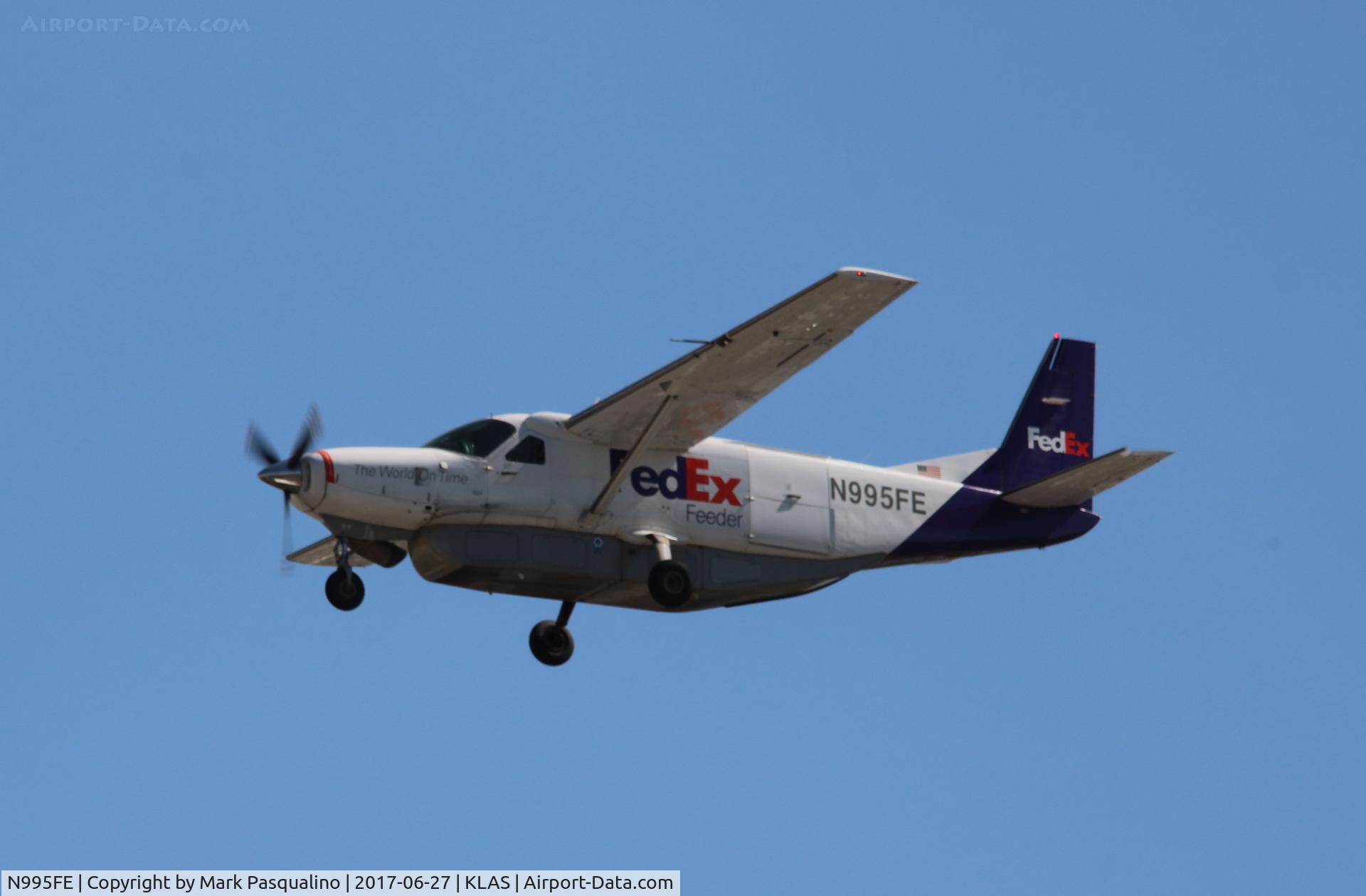 N995FE, 1988 Cessna 208B Super Cargomaster C/N 208B-0133, Cessna 208B