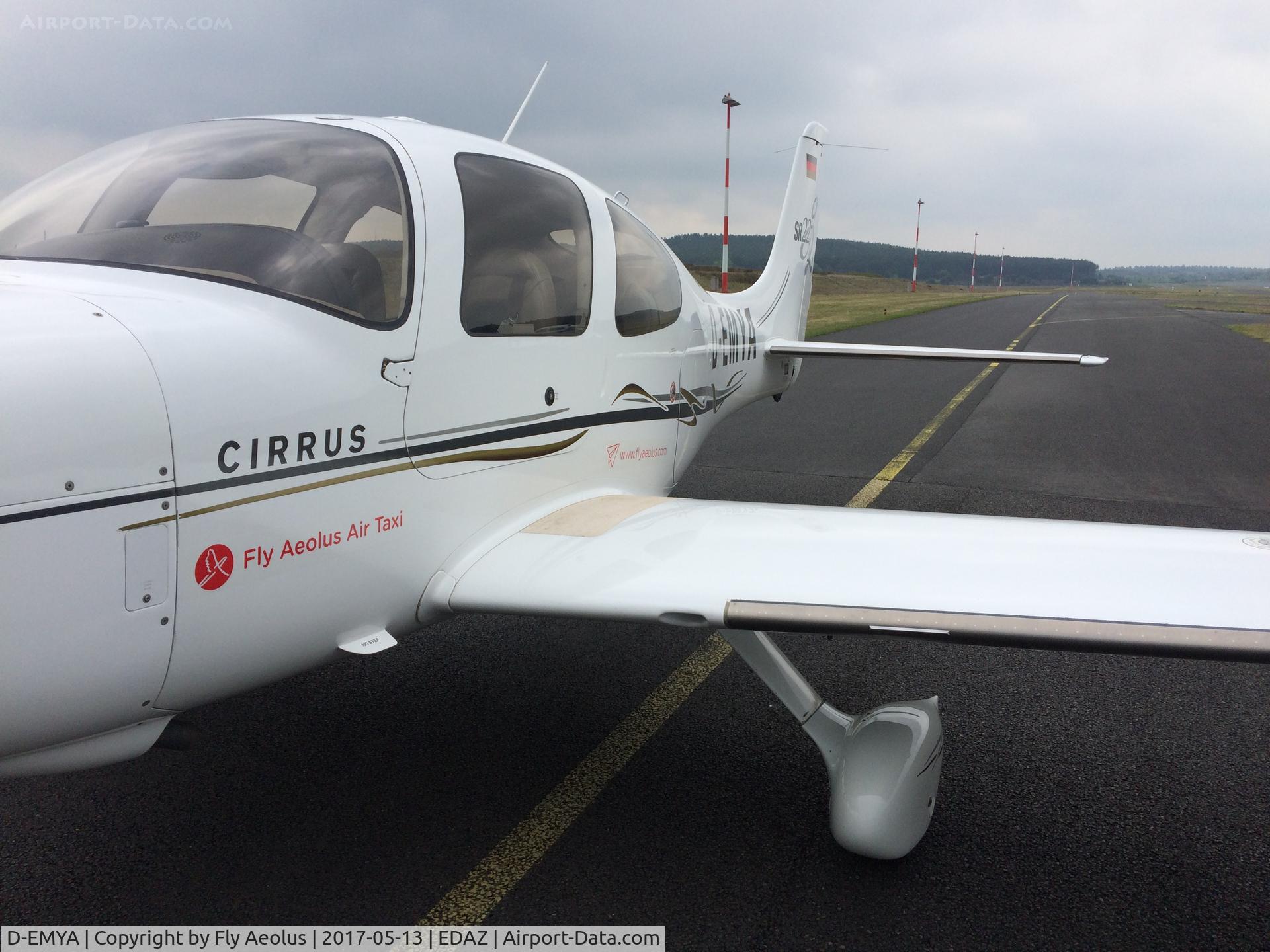 D-EMYA, 2005 Cirrus SR22 G2 C/N 1254, Low cost air taxi