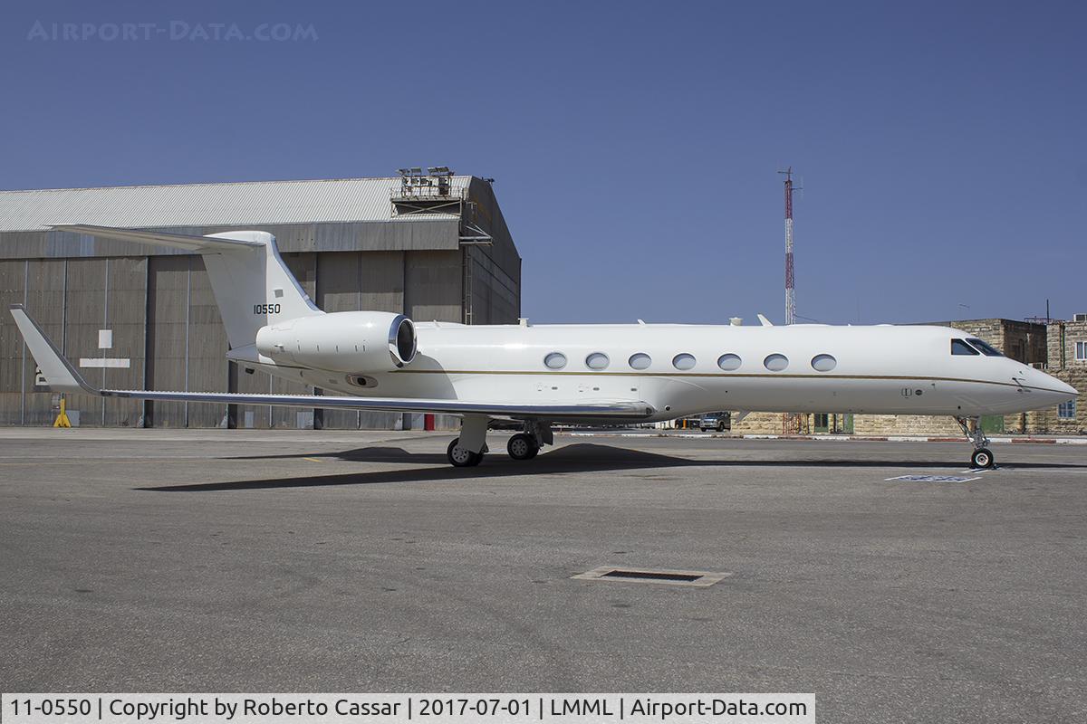 11-0550, 2010 Gulfstream Aerospace C-37B Gulfstream 550 C/N 5297, Park 2