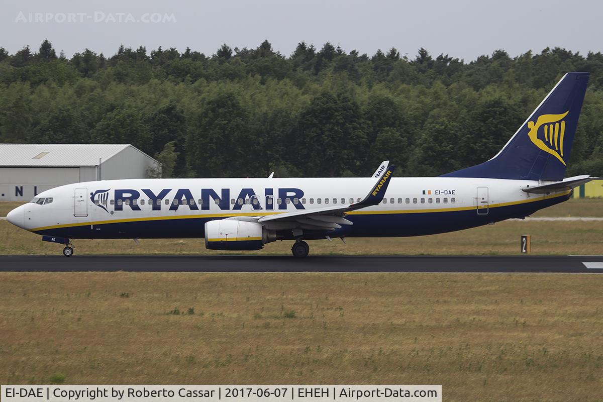 EI-DAE, 2002 Boeing 737-8AS C/N 33545, Eindhoven
