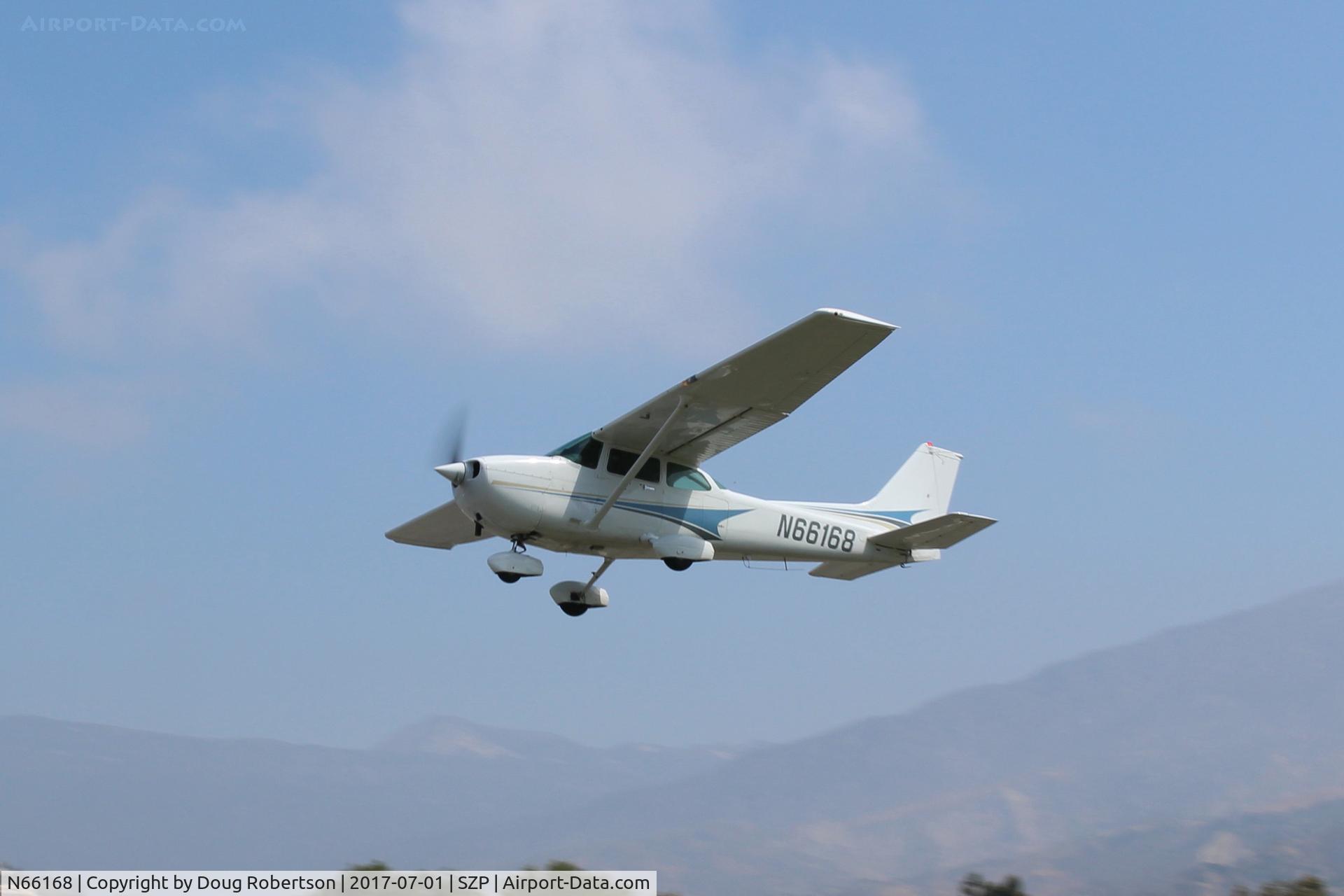 N66168, 1983 Cessna 172P C/N 17275974, 1983 Cessna 172P SKYHAWK, Lycoming O-320-D2J 160 Hp, another takeoff climb Rwy 22