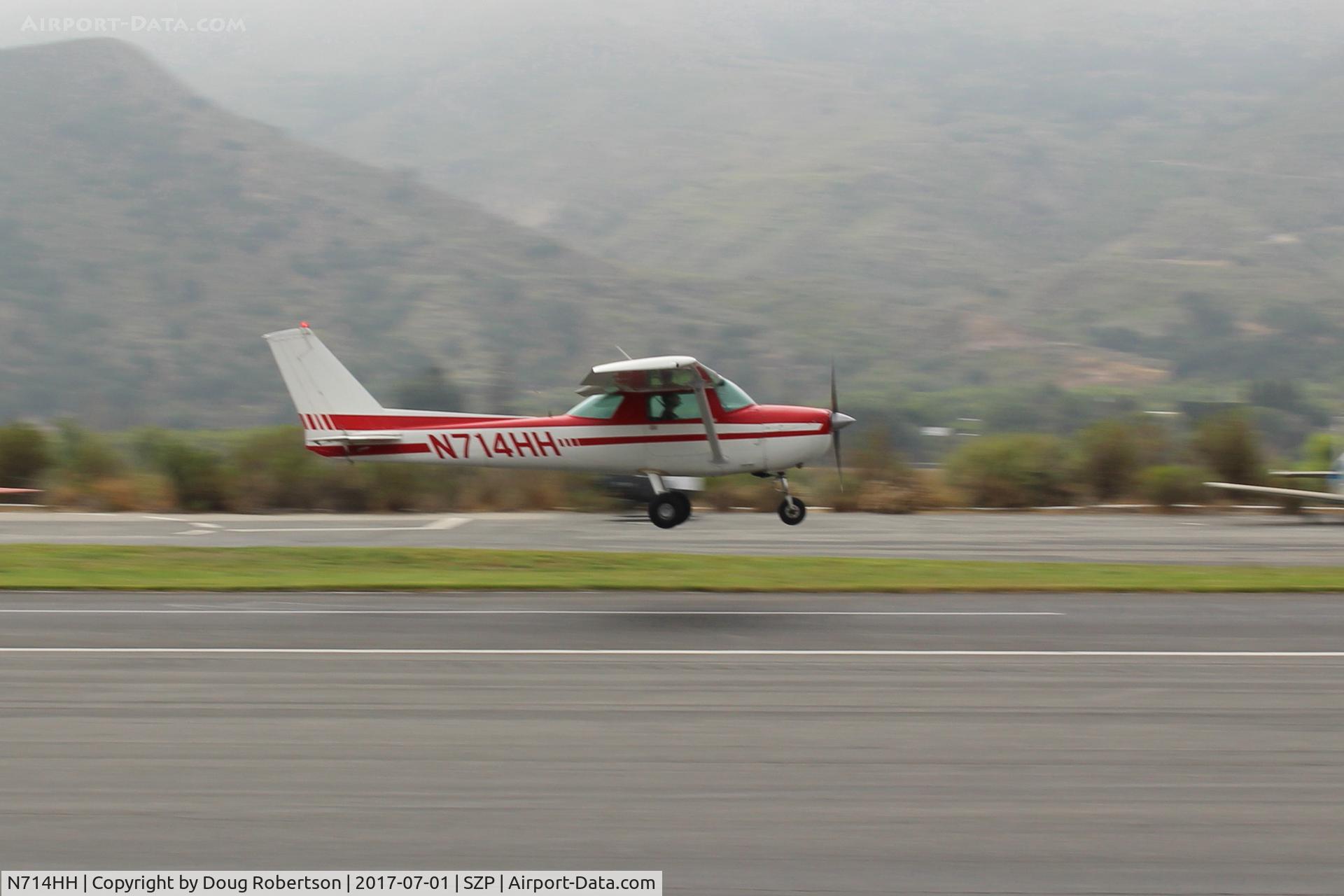 N714HH, 1977 Cessna 150M C/N 15079185, 1977 Cessna 150M, Continental O-200 100 Hp, another landing Rwy 22