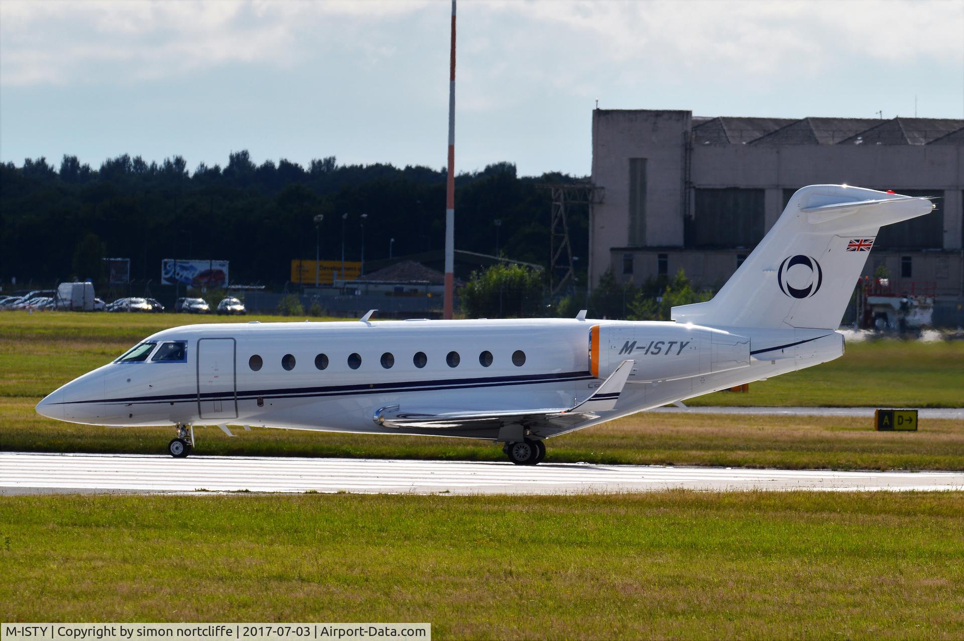 M-ISTY, 2015 Israel Aircraft Industries Gulfstream G280 C/N 2085, Doncaster robin hood airport    waiting to take off