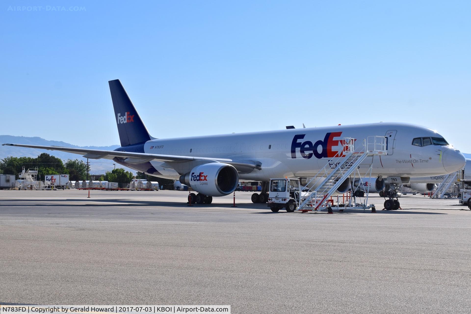 N783FD, 1992 Boeing 757-200(F) C/N 26678, Parked on the FedEx ramp.
