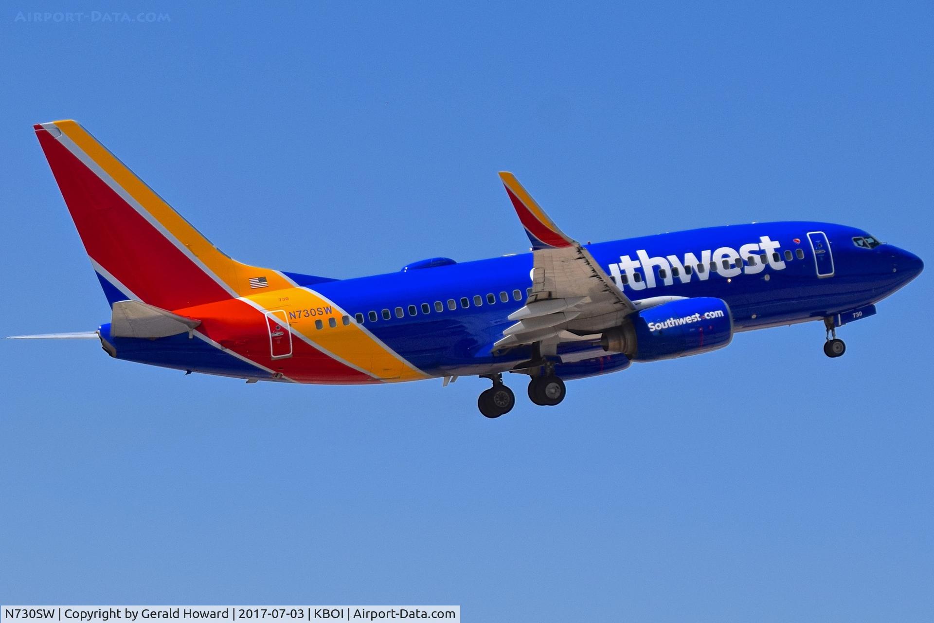 N730SW, 1999 Boeing 737-7H4 C/N 27862, Departing BOI.