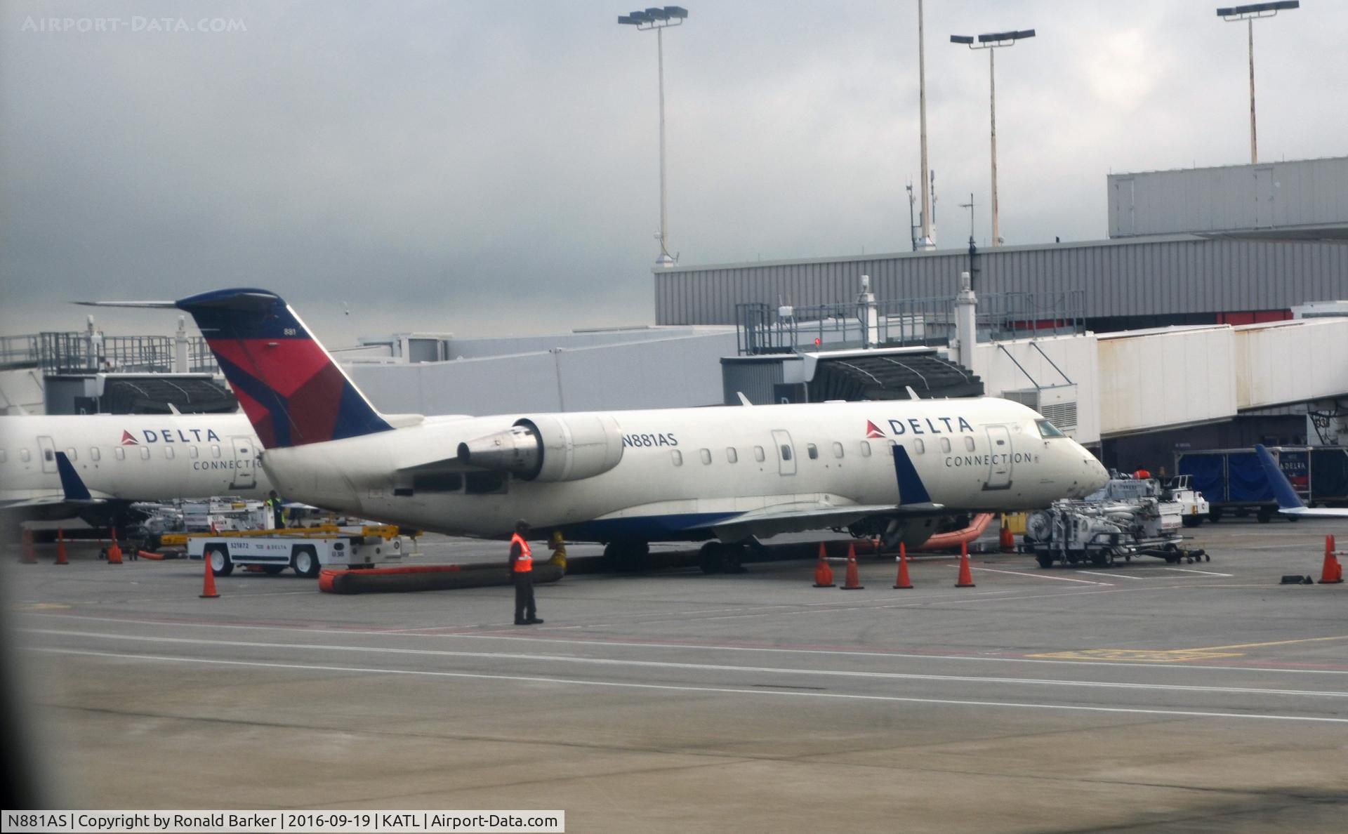 N881AS, 2001 Bombardier CRJ-200ER (CL-600-2B19) C/N 7496, Atlanta