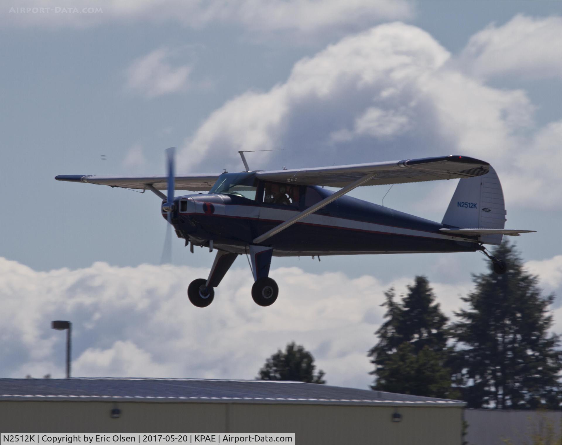 N2512K, 1947 Luscombe 8E Silvaire C/N 5239, Luscombe coming into Paine Field