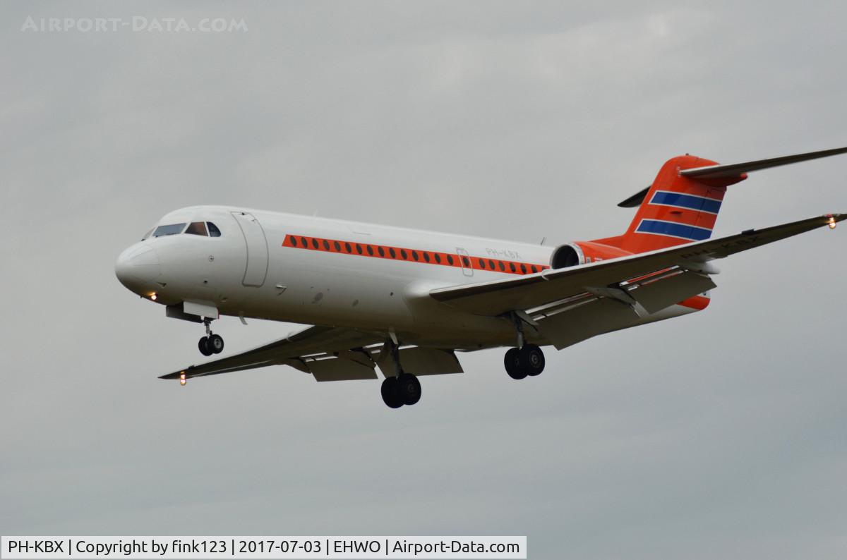 PH-KBX, 1996 Fokker 70 (F-28-0070) C/N 11547, TESTFLIGHT AT WOENSDRECHT