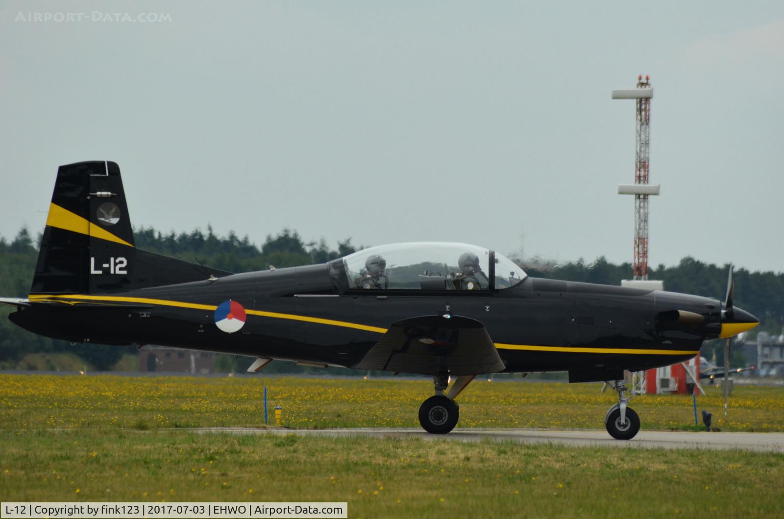 L-12, Pilatus PC-7 Turbo Trainer C/N 611, PC7