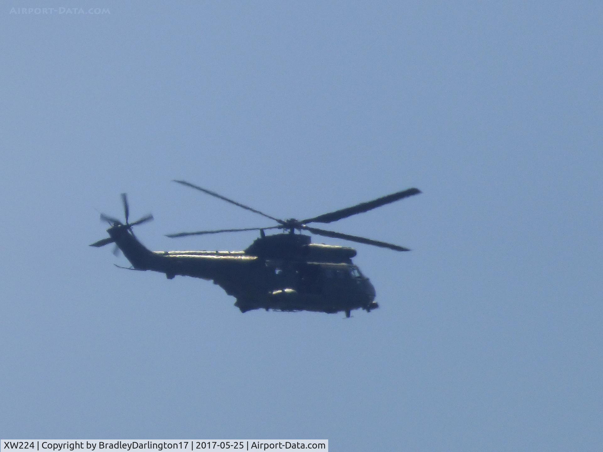 XW224, 1972 Westland Puma HC.2 C/N 1166, Royal Air Force Puma heading towards derriford