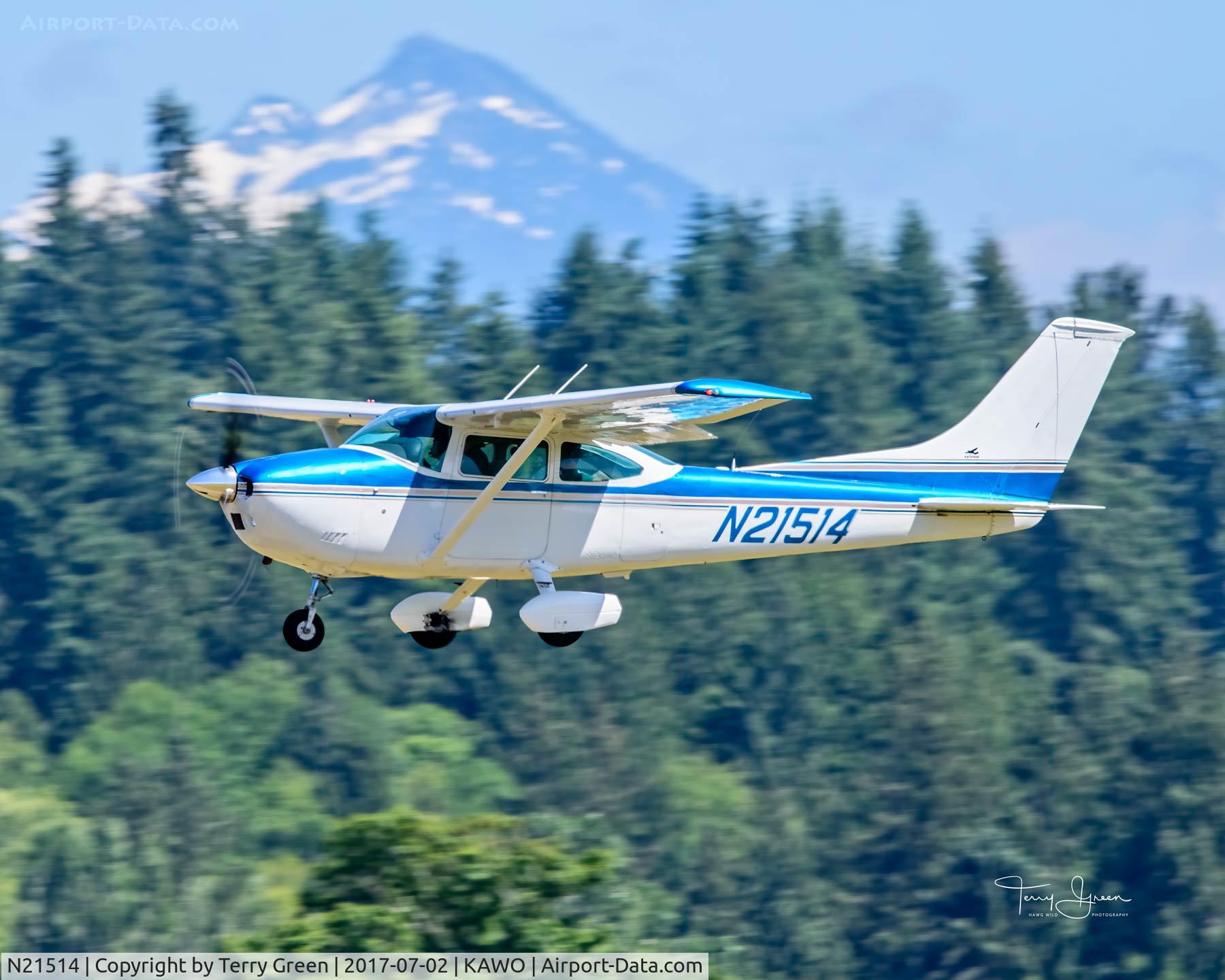 N21514, 1973 Cessna 182P Skylane C/N 18261681, KAWO