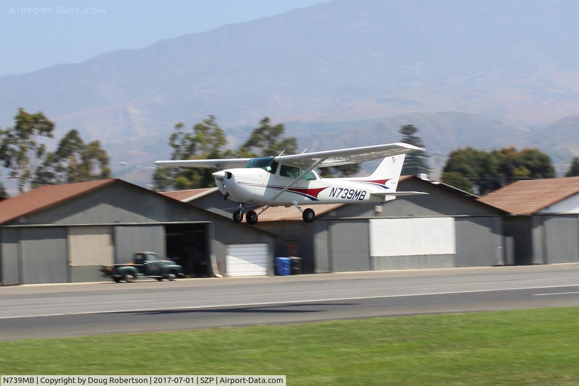 N739MB, 1978 Cessna 172N C/N 17270641, 1978 Cessna 172N SKYHAWK, Lycoming O-320-H2AD 160 Hp, takeoff climb Rwy 22