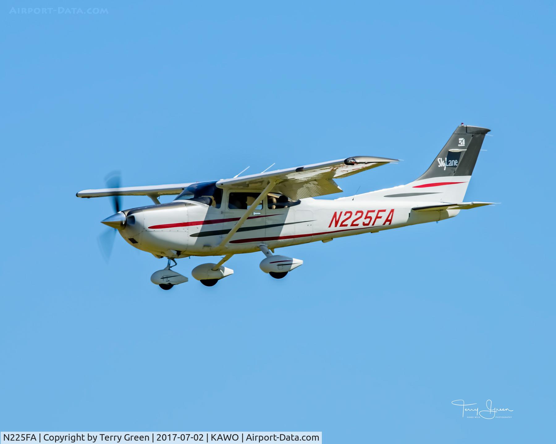 N225FA, 2003 Cessna 182T Skylane C/N 18281252, KAWO