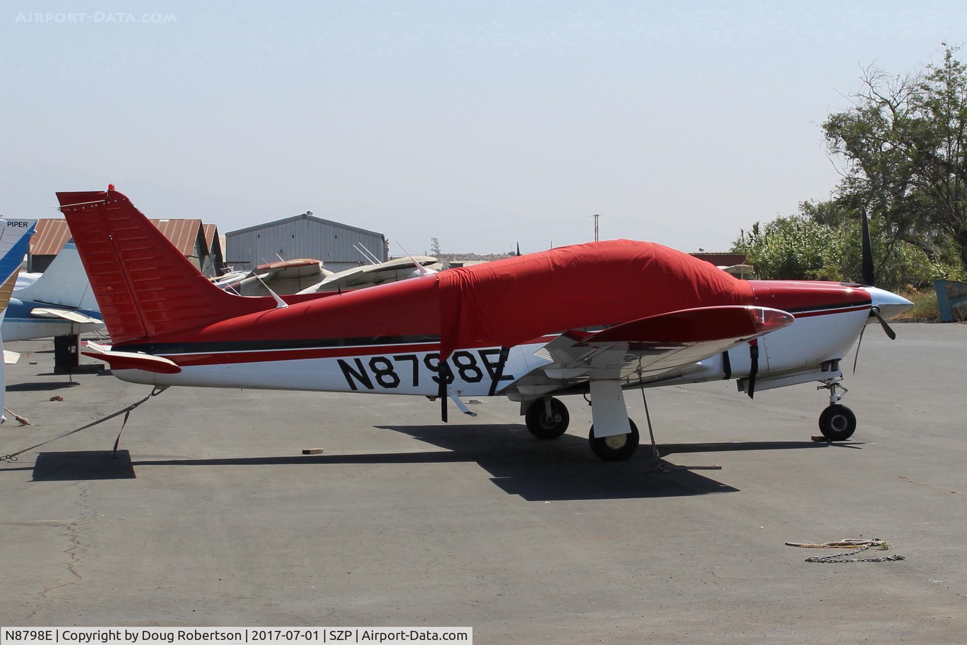 N8798E, 1976 Piper PA-28R-200 Cherokee Arrow II C/N 28R-7635215, 1976 Piper PA-28R-200 ARROW II, Lycoming O&VO 360 200 Hp