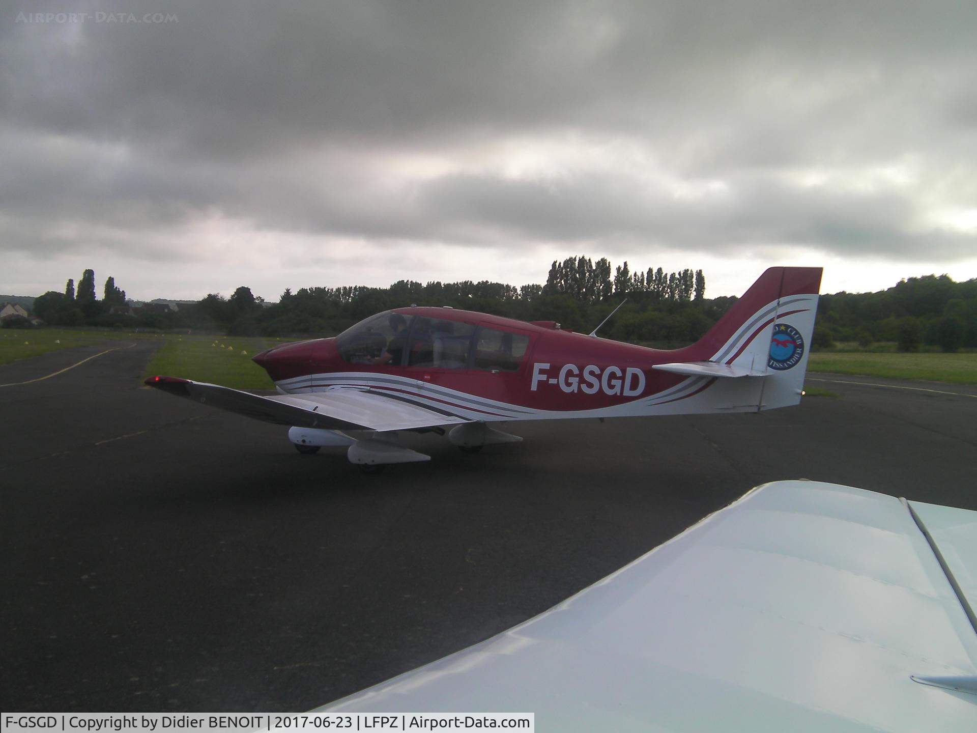 F-GSGD, Robin DR-400-160 Chevalier C/N 2504, ROBIN DR400-160