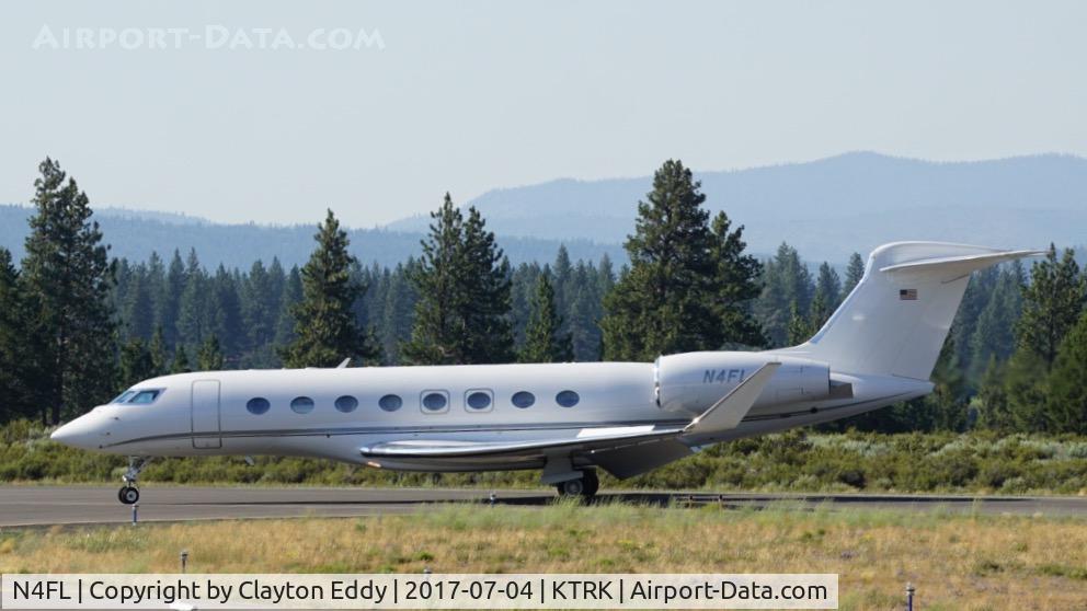 N4FL, 2012 Gulfstream Aerospace G650 (G-VI) C/N 6032, Truckee Airport California. 2017.