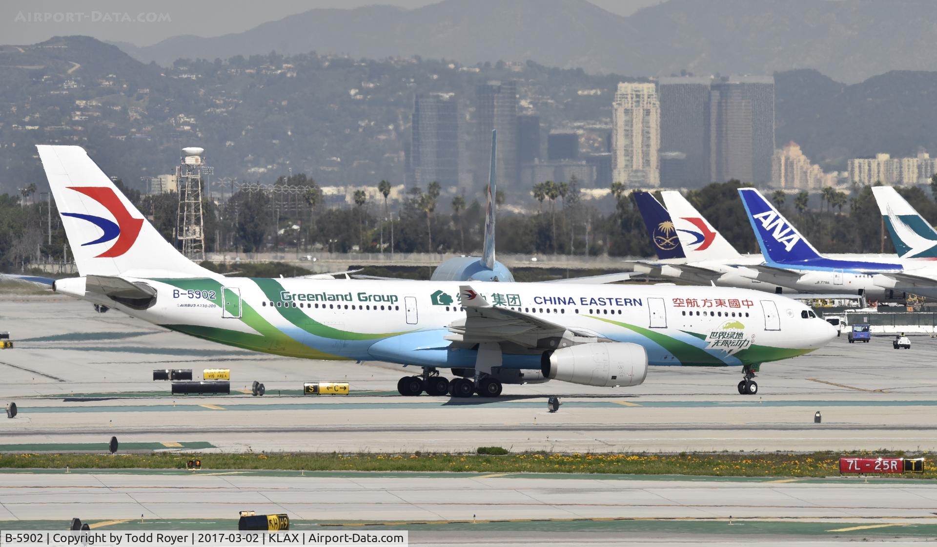 B-5902, 2012 Airbus A330-243 C/N 1324, Taxiing to gate at LAX