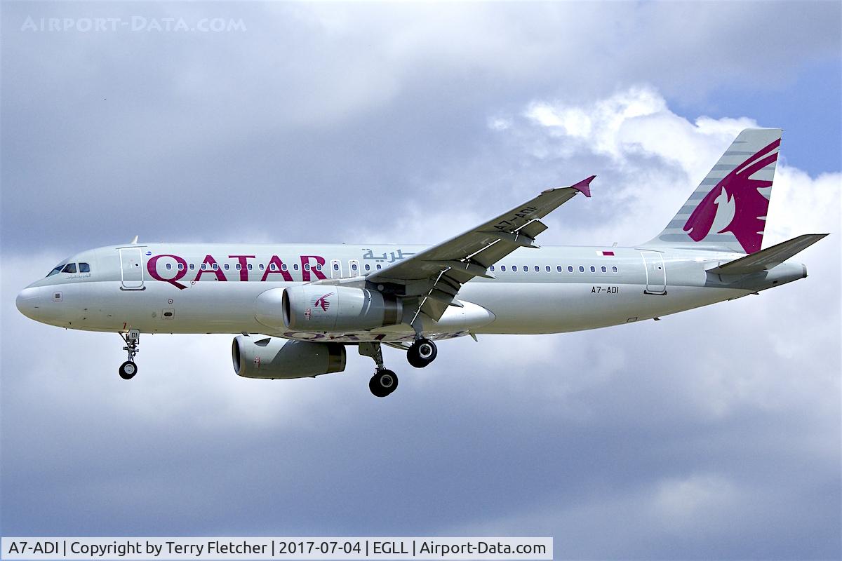 A7-ADI, 2003 Airbus A320-232 C/N 2161, On approach to London Heathrow