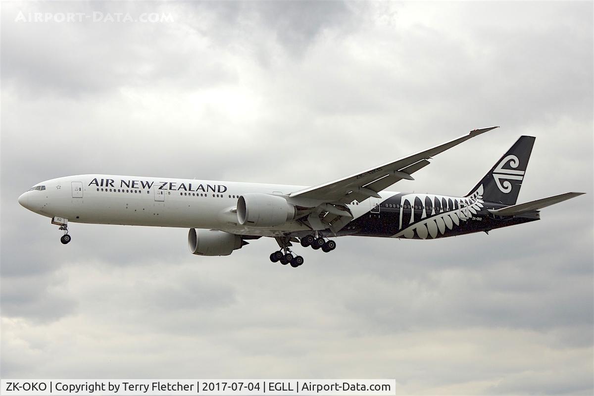 ZK-OKO, 2011 Boeing 777-306/ER C/N 38407, On approach to London Heathrow