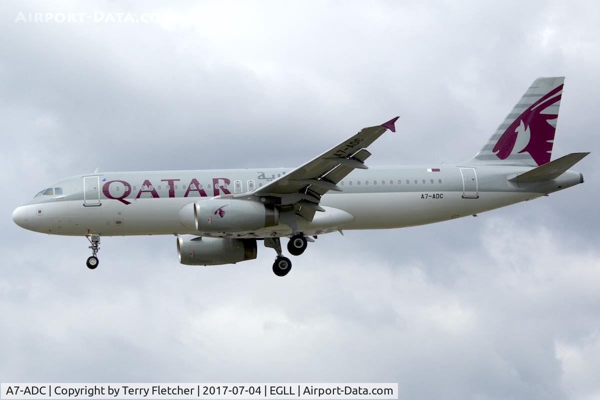A7-ADC, 2002 Airbus A320-232 C/N 1773, On approach to London Heathrow