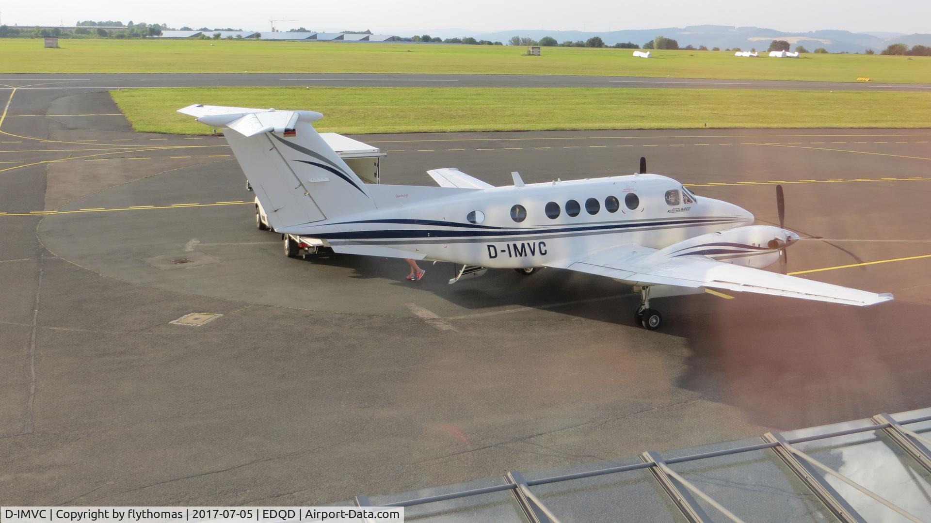 D-IMVC, 2000 Raytheon B200 King Air C/N BB-1741, D-IMVC Bayreuth Airport