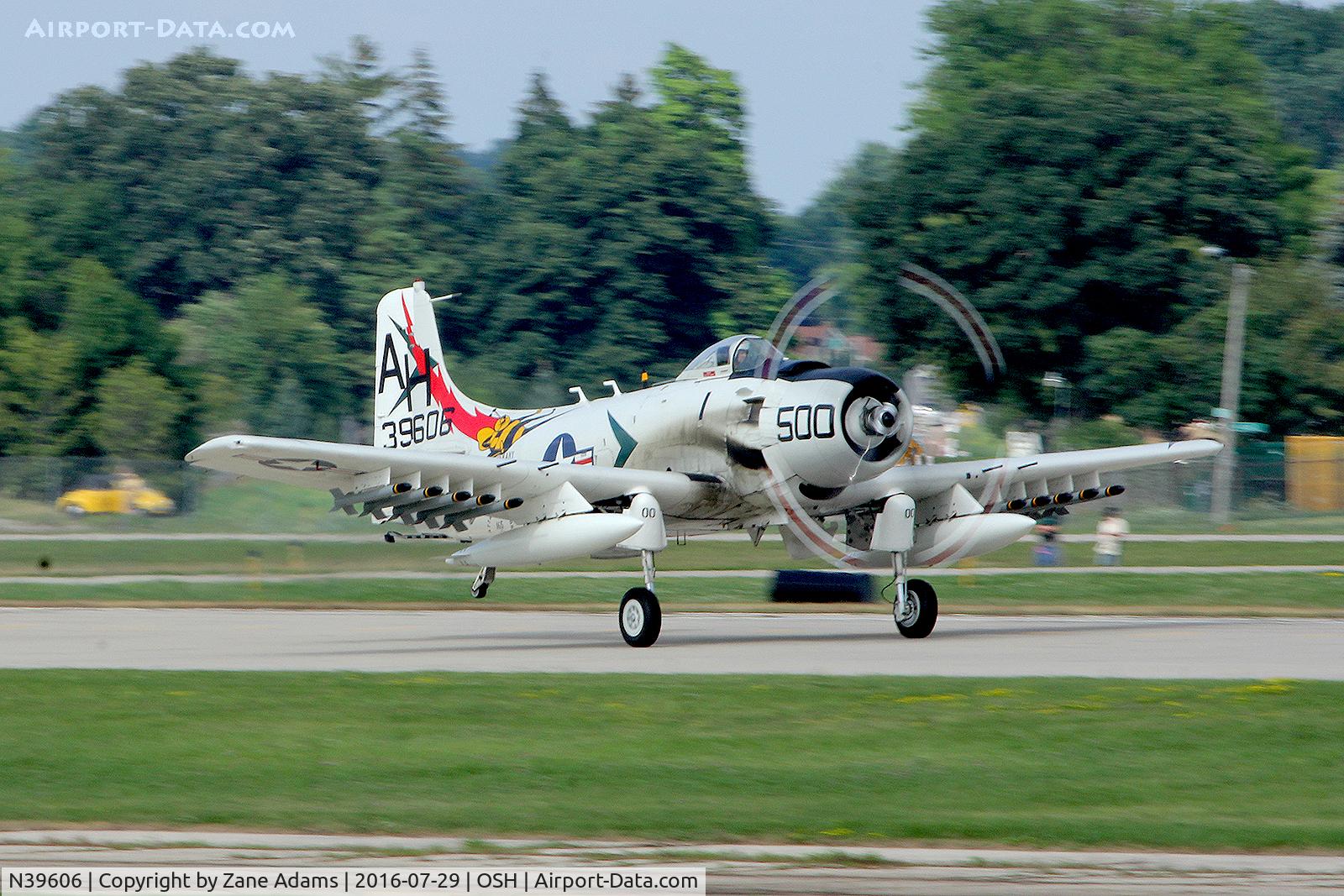 N39606, 1955 Douglas AD-6 Skyraider C/N 10838, 2016 EAA AirVenture - Oshkosh, Wisconsin