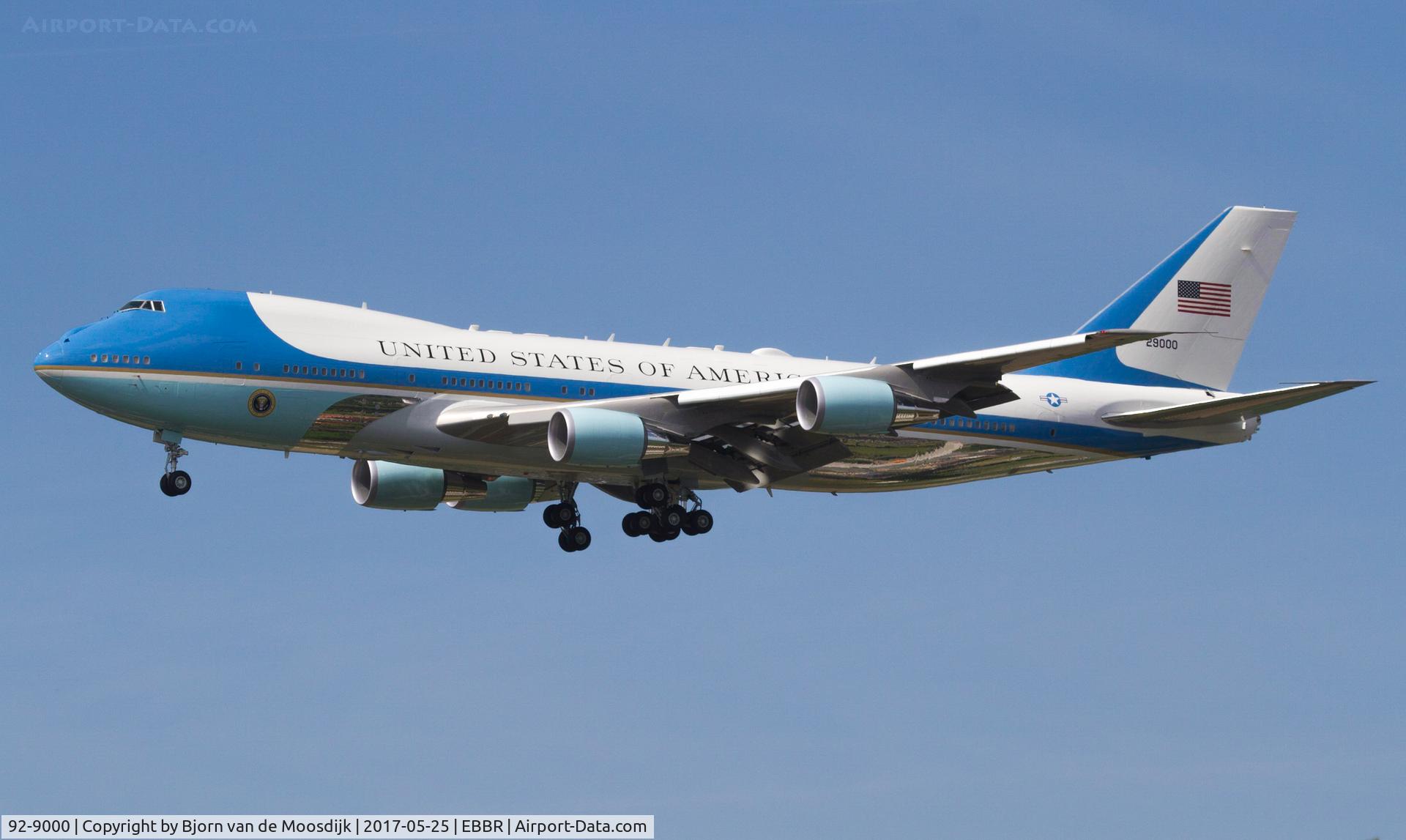 92-9000, 1987 Boeing VC-25A (747-2G4B) C/N 23825, AirForce one visits Brussels