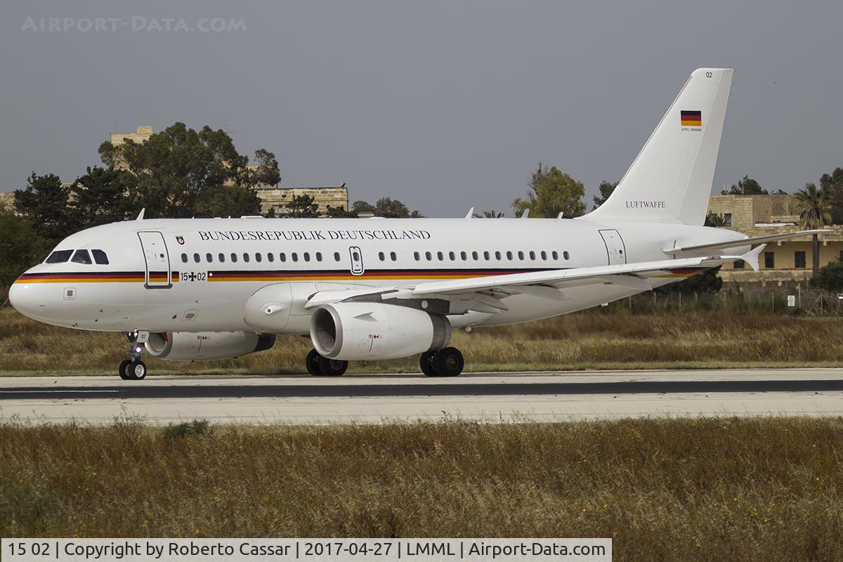 15 02, 2009 Airbus ACJ319 (A319-133/CJ) C/N 4060, Runway 13