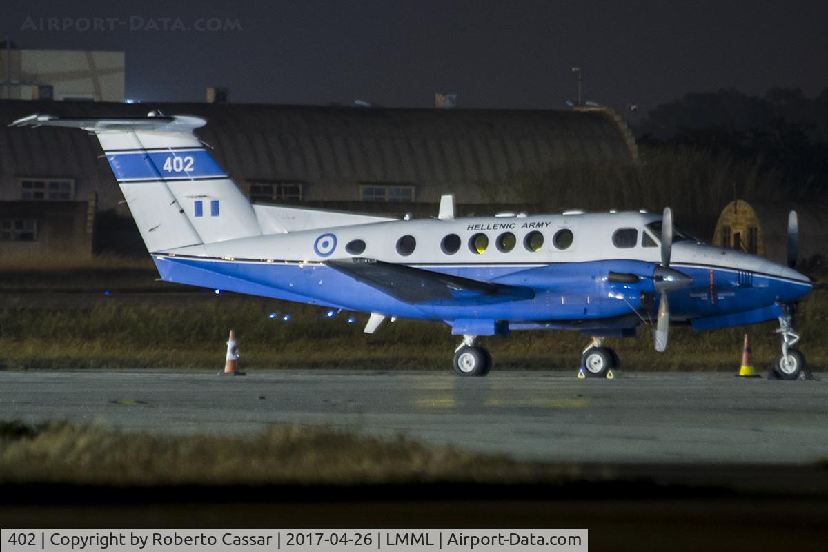 402, Beechcraft C-12R Huron C/N BB-1733, Park 3
