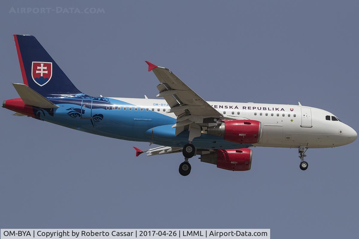 OM-BYA, 2005 Airbus A319-115 C/N 2550, Runway 13