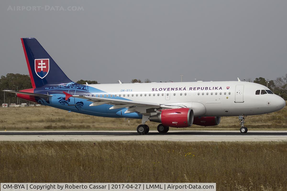OM-BYA, 2005 Airbus A319-115 C/N 2550, Runway 13