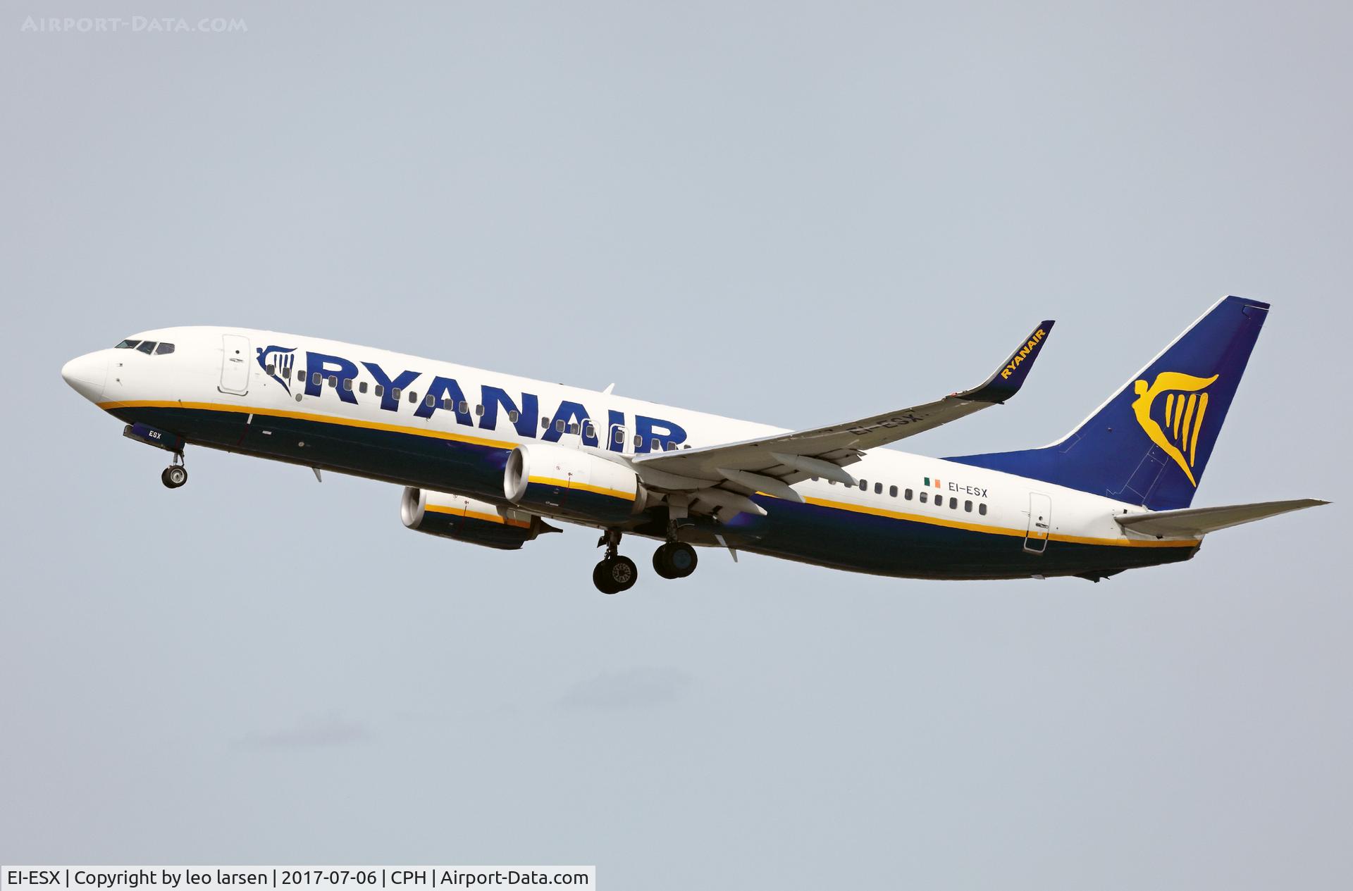 EI-ESX, 2011 Boeing 737-8AS C/N 34998, Copenhagen 6.7.2017