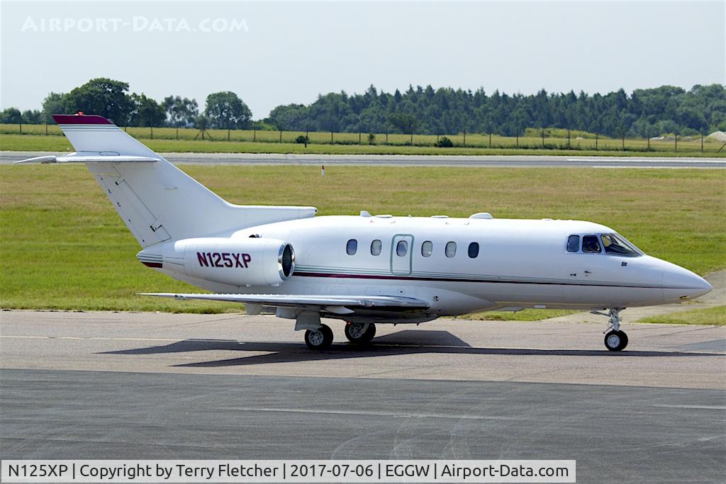 N125XP, 2000 Raytheon Hawker 800XP C/N 258485, At London- Luton airport