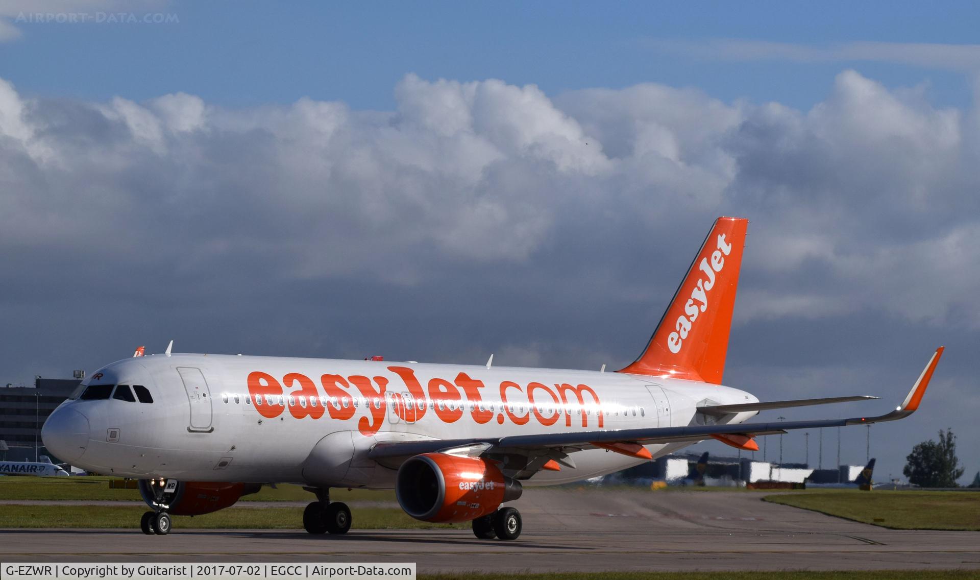 G-EZWR, 2014 Airbus A320-214 C/N 5981, At Manchester