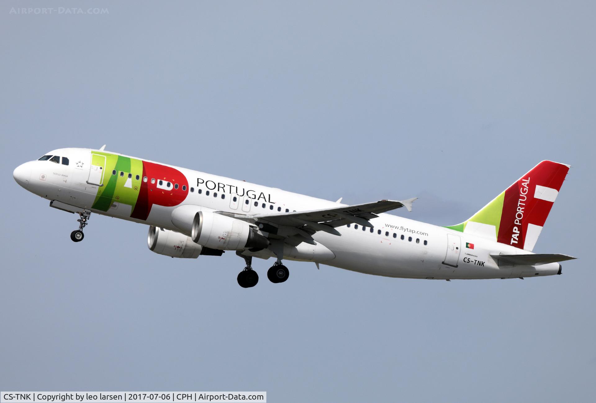 CS-TNK, 2000 Airbus A320-214 C/N 1206, Copenhagen 6.7.2017