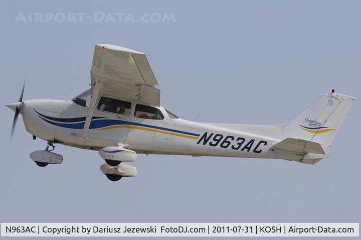 N963AC, 1999 Cessna 172S C/N 172S8259, Cessna 172S Skyhawk CN 172S8259, N963AC