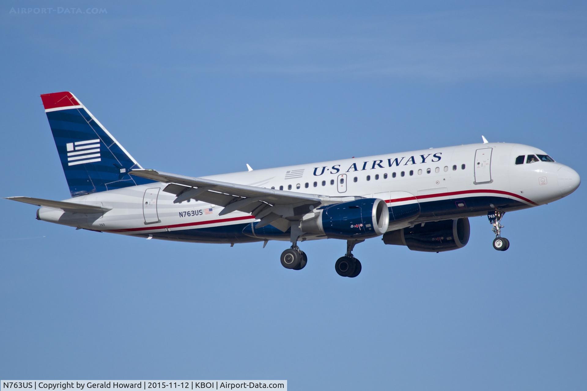 N763US, 2000 Airbus A319-112 C/N 1360, Landing RWY 10L.