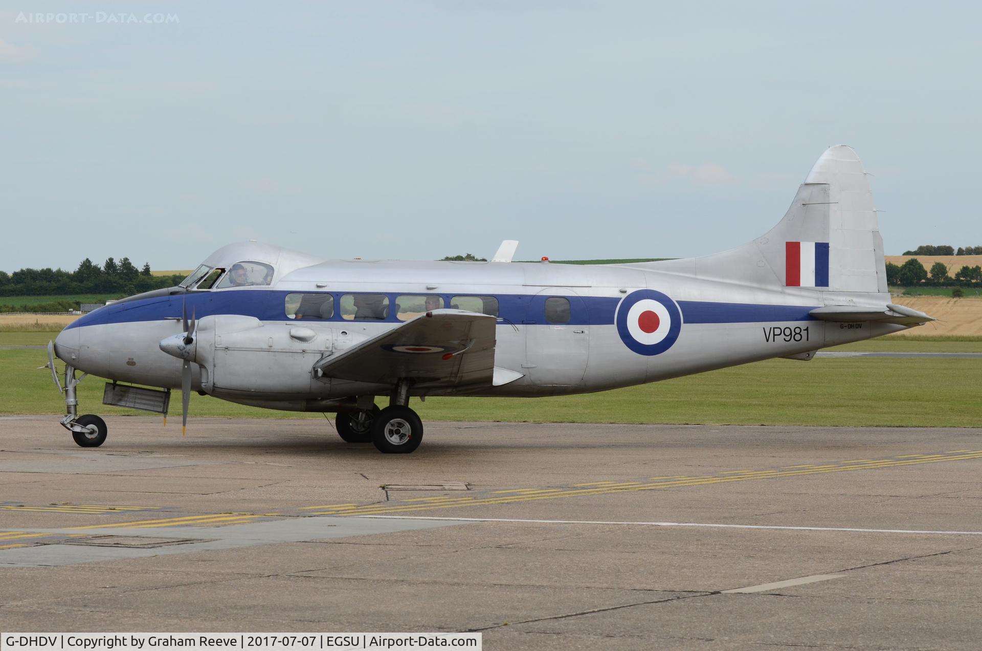 G-DHDV, De Havilland DH-104 Devon C.2 C/N 04205, About to depart from Duxford.