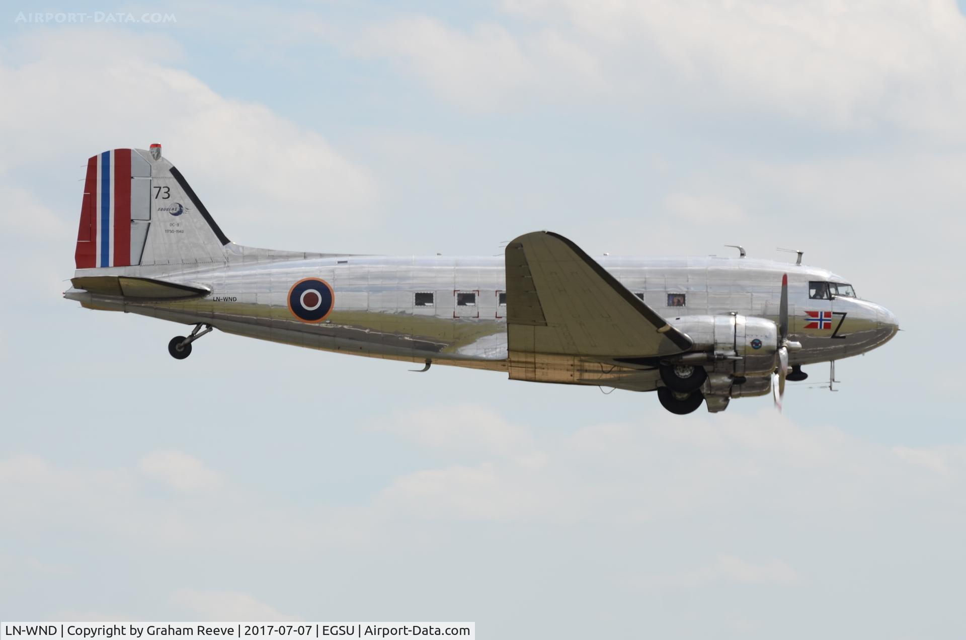 LN-WND, 1943 Douglas C-53D-DO Skytrooper (DC-3A) C/N 11750, Doing a fly by at Duxford.