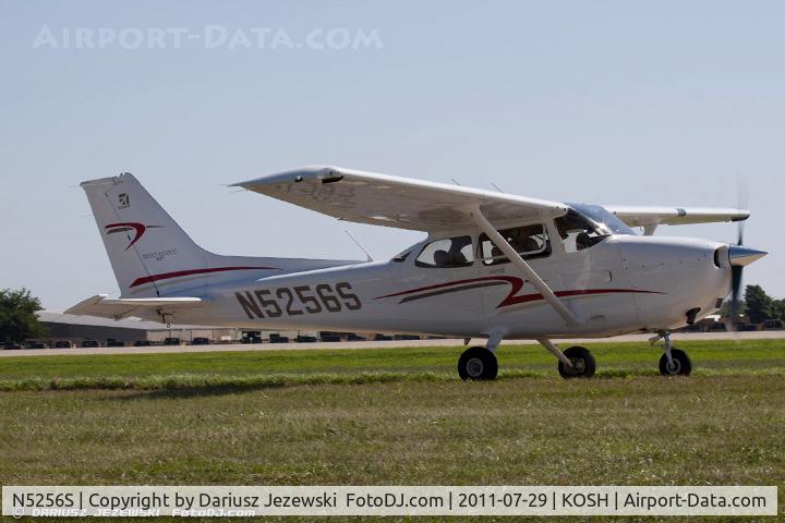 N5256S, Cessna 172S C/N 172S10901, Cessna 172S Skyhawk CN 172S10901, N5256S