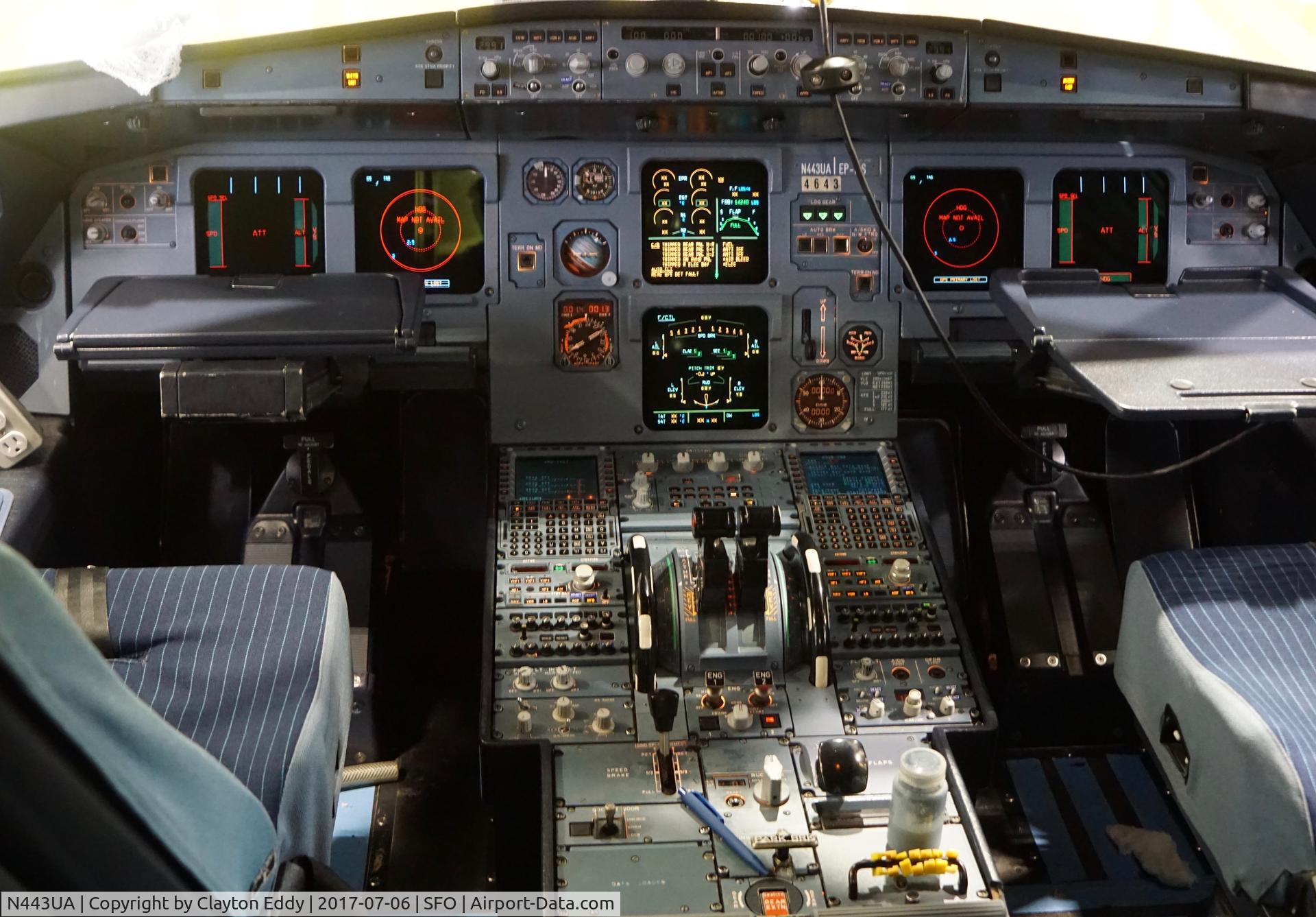 N443UA, 1998 Airbus A320-232 C/N 820, SFO 2017.